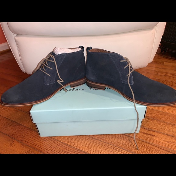 Perfect suede boots - Picture 2 of 10